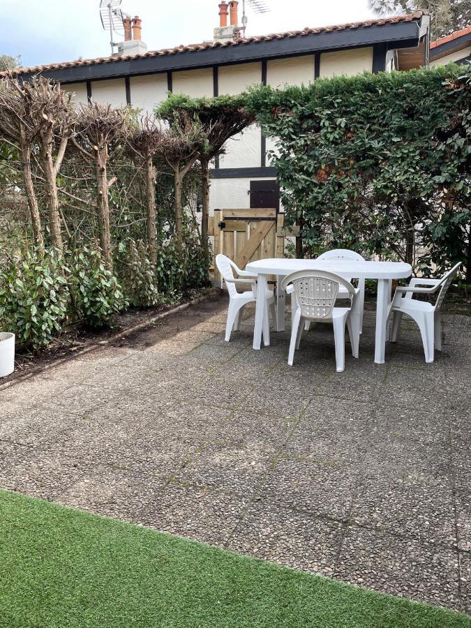 Maison à 300m de la plage, quartier calme Mimizan Esterno foto