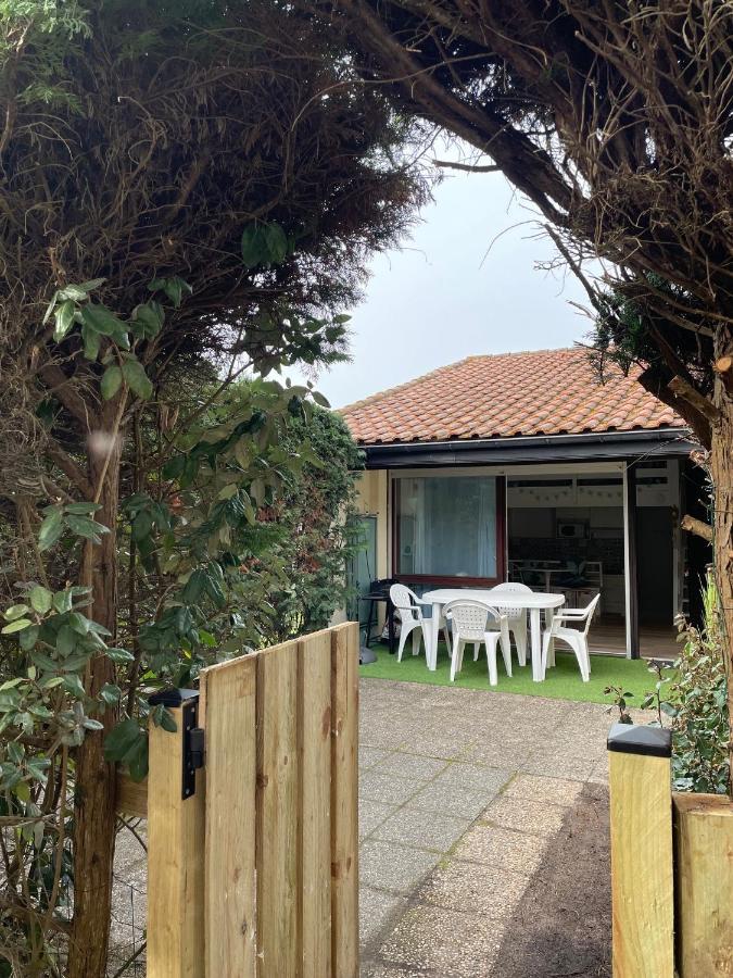 Maison à 300m de la plage, quartier calme Mimizan Esterno foto
